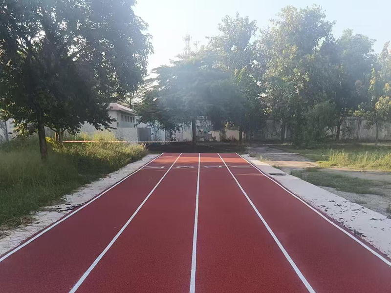 茂南區(qū)天安小學5毫米硅pu透氣型跑道