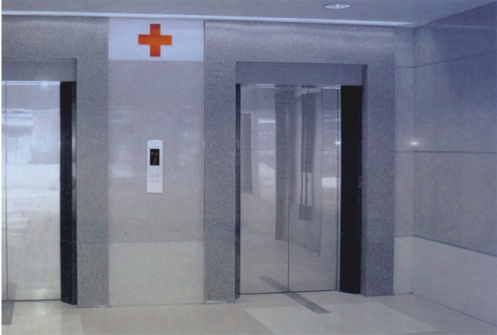解答为什么医用电梯有专人操作的问题