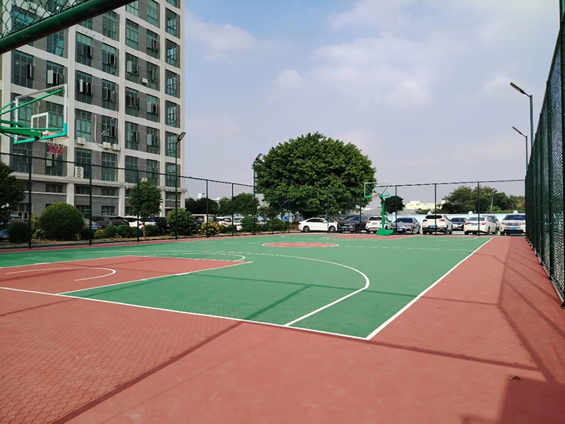 操场
